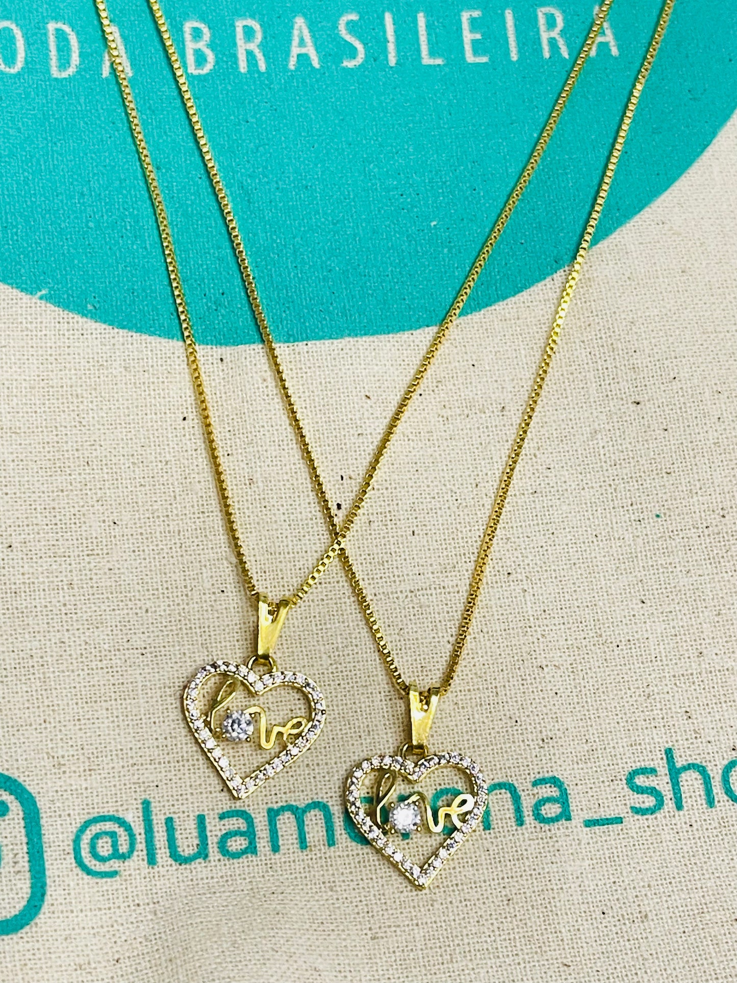 Collar love con circones